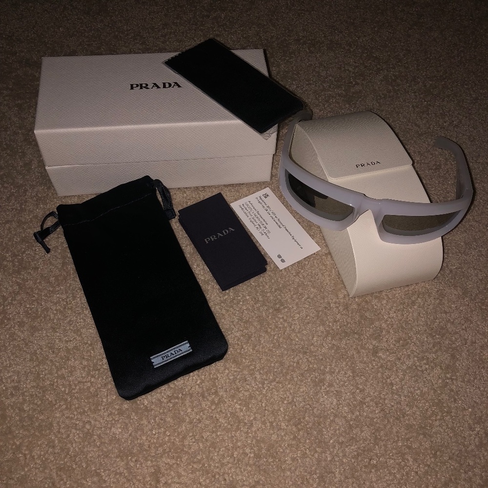 Prada Runway Sunglasses Opal White Grey Mirror New